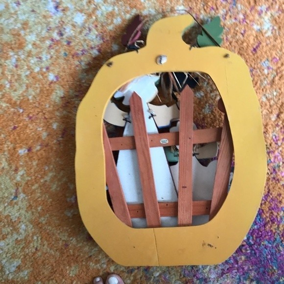 Wood 3-D Welcome Scarecrow Door Decor Fall VINTAGE Bird & Leafs go B O I NG - Picture 7 of 7